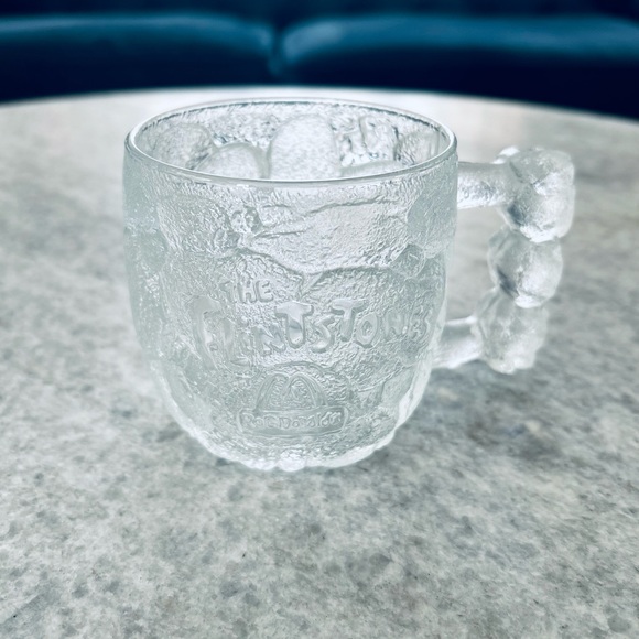 Vintage Set of 2 Flintstones Mc Donalds Rocky Road & Mammoth Mugs - Picture 4 of 7